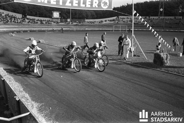 Stadion 20. sept. 1970 img1